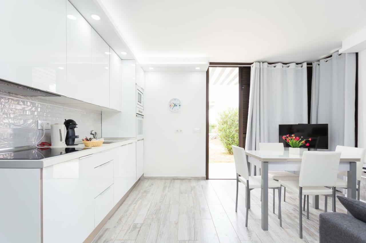 241 Quiet Bungalow With Terrace And Barbecue Плая-де-лас-Америкас Экстерьер фото